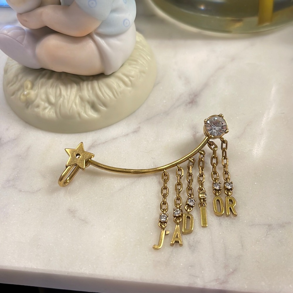 Dior earring